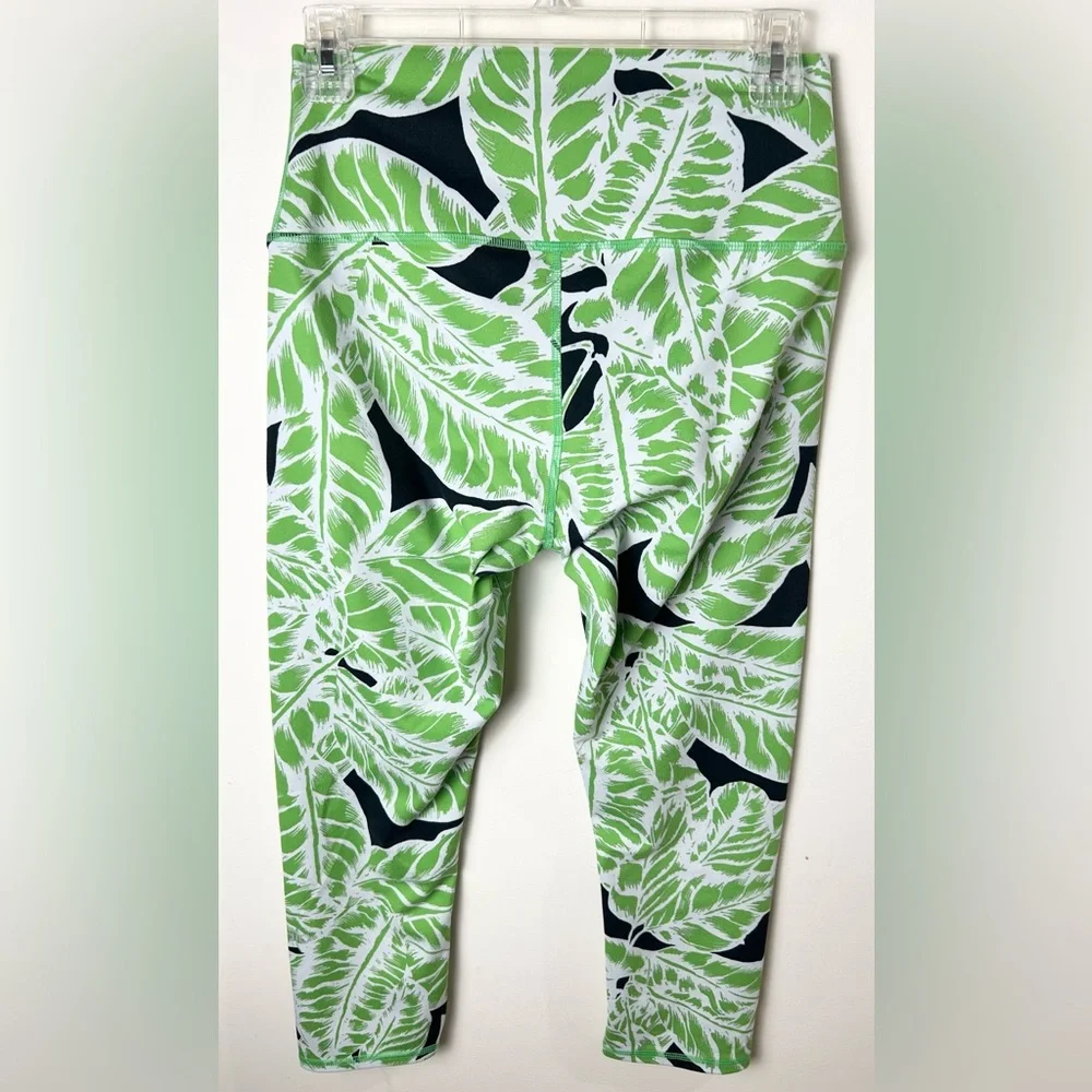 ALO Yoga Leggings Women's M High‎ Waist Capri Green Palm Springs Athletic Gym